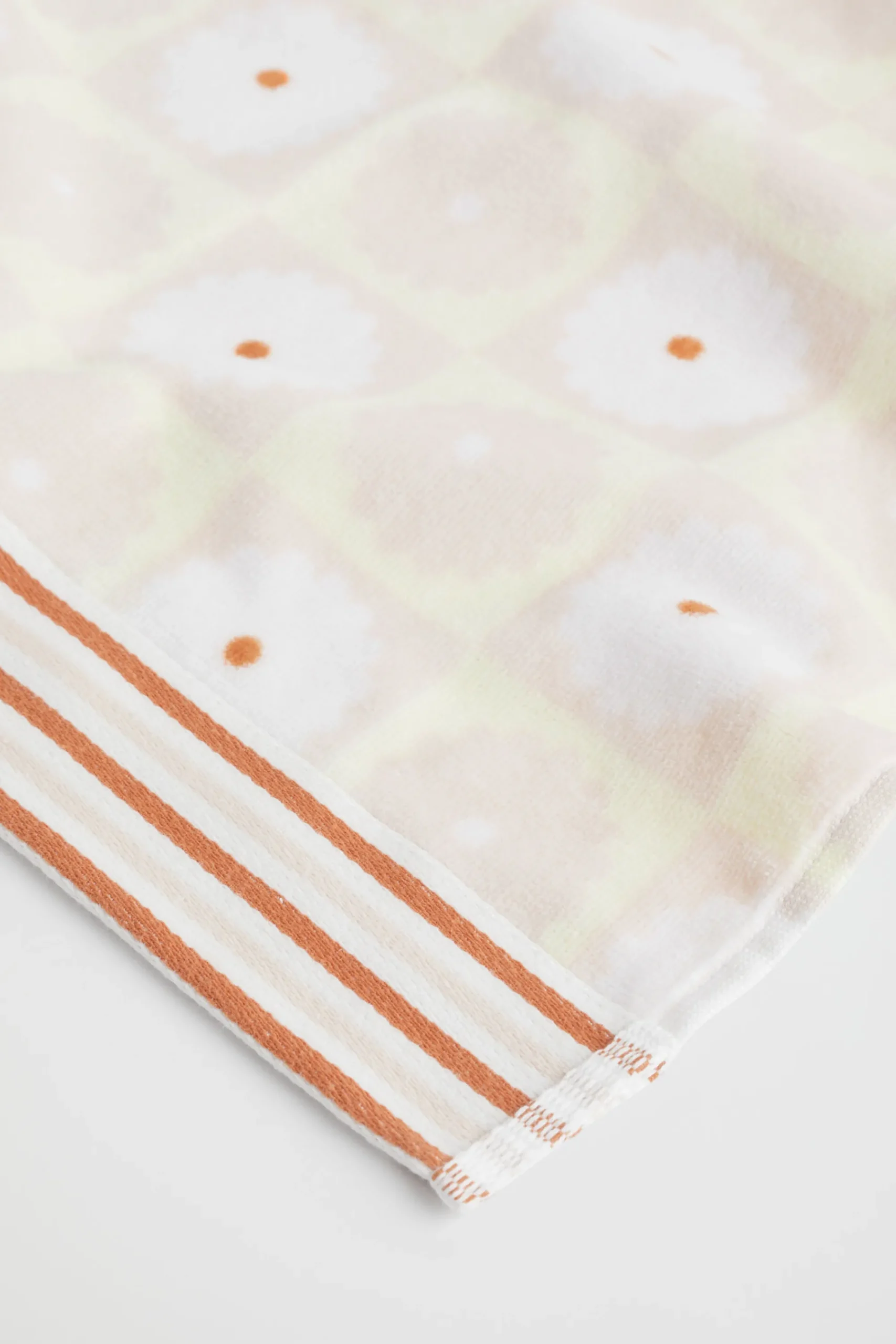 Seed Heritage Beach Towels-Daisy Child Beachtowel