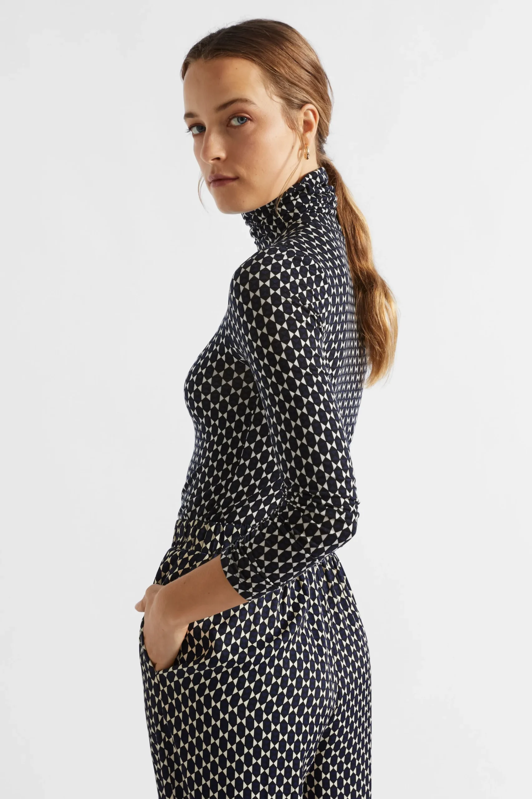 Woman Seed Heritage T-Shirts & Tops-Diamond Geo Roll Neck Top