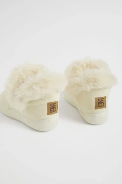 Girl Seed Heritage Slippers-Fluffy House Boot