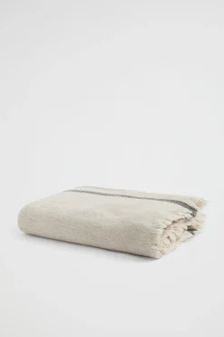 Seed Heritage Bedroom-Harlowe Throw