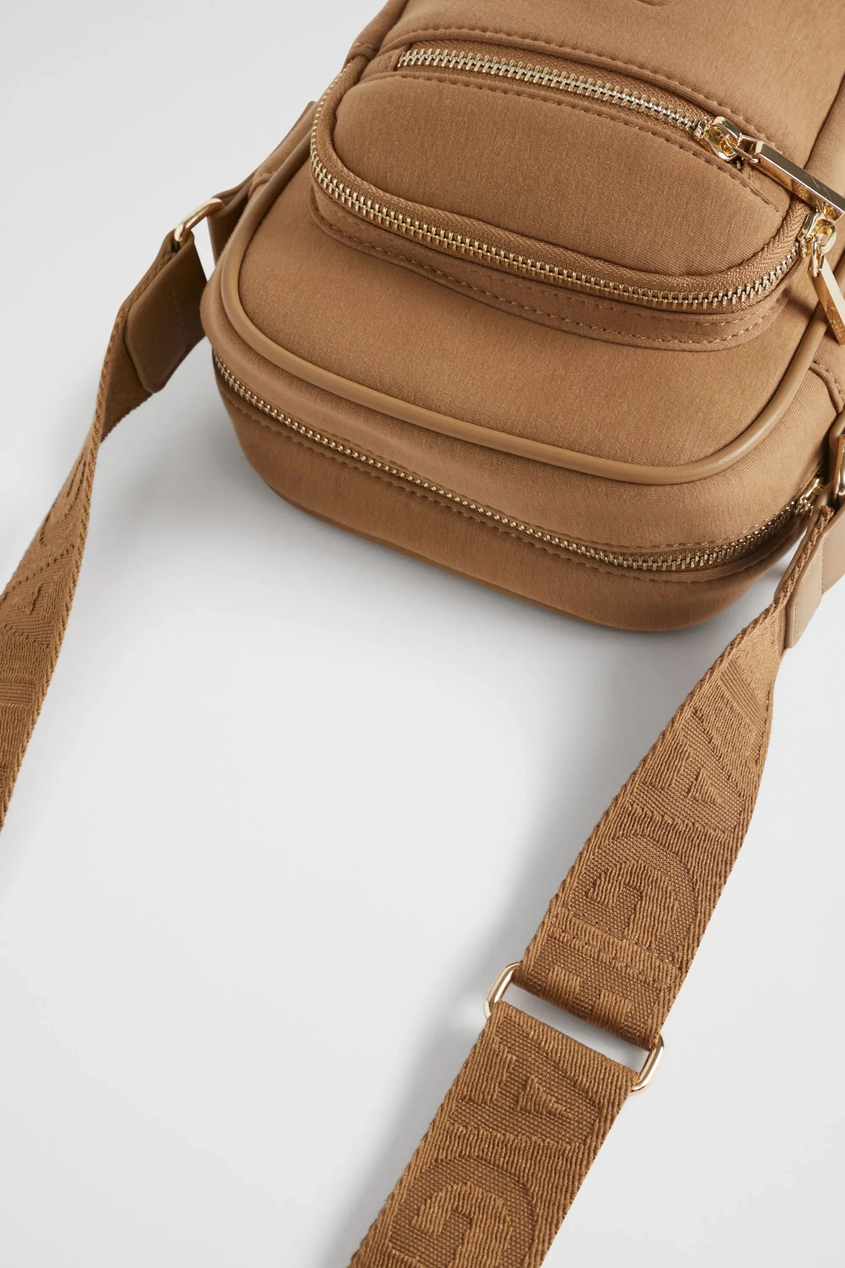 Woman Seed Heritage Cross Body-Logo Jersey Camera Bag